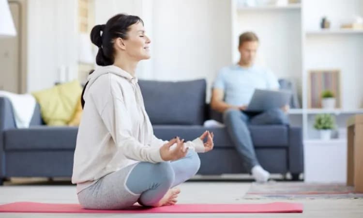 Czy medytacja pomaga w walce z depresją i lękiem? Oto fakty